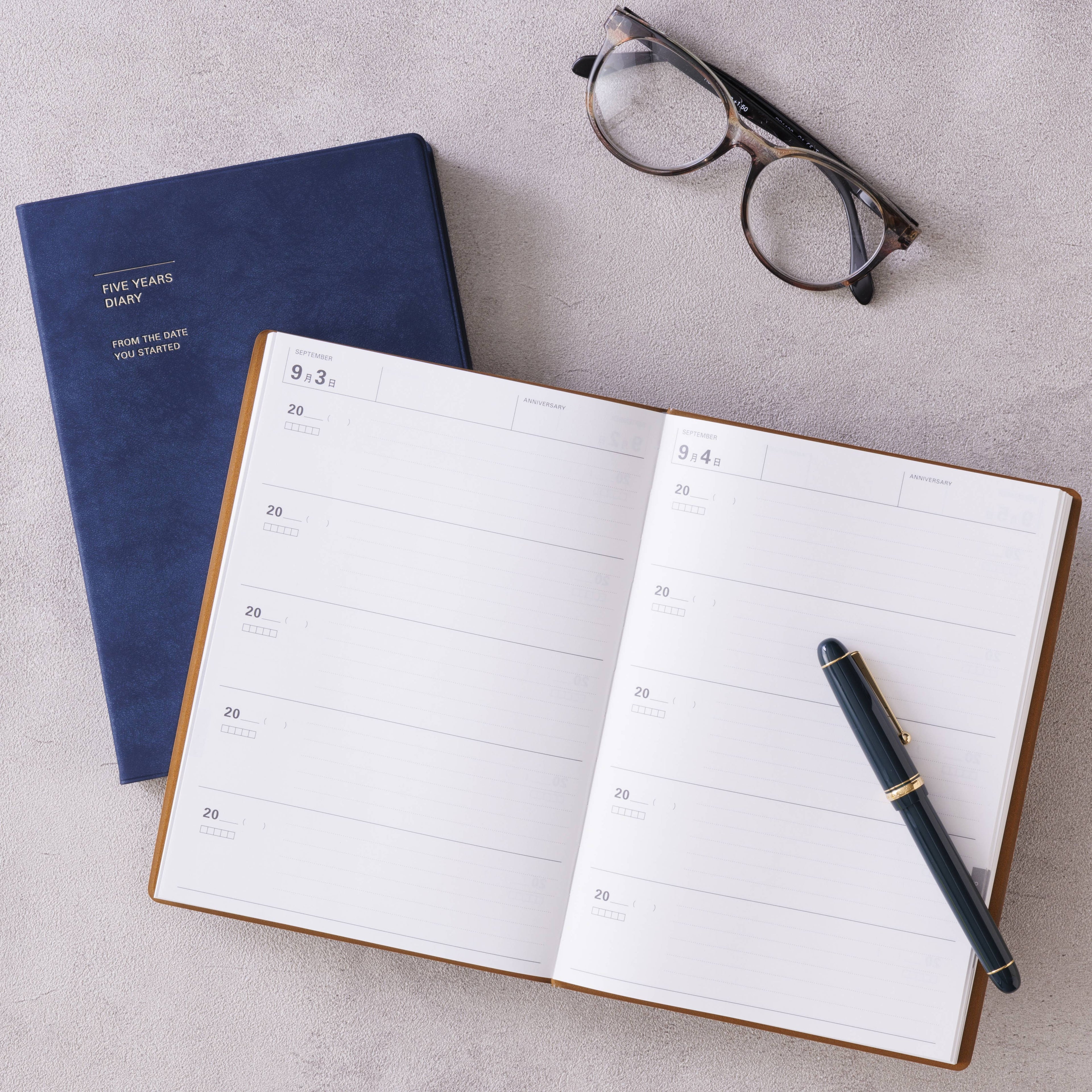 Mark's Inc Undated Five Years Diary